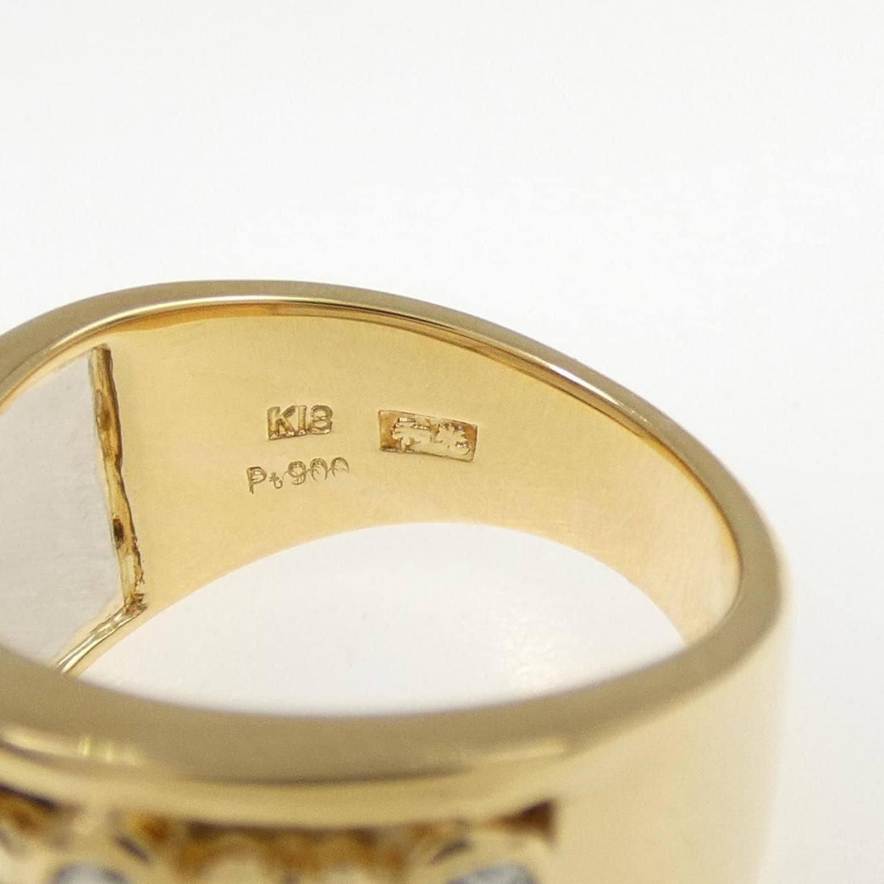 Wako Diamond Ring 0.50CT