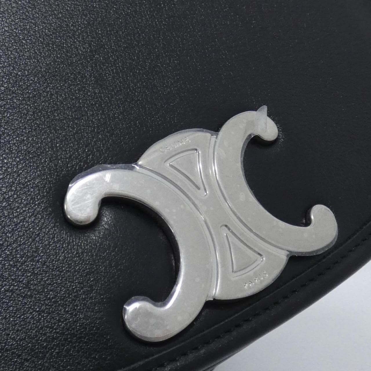 セリーヌ スモール ブザス ストラップ 117883GAO ショルダーバッグ