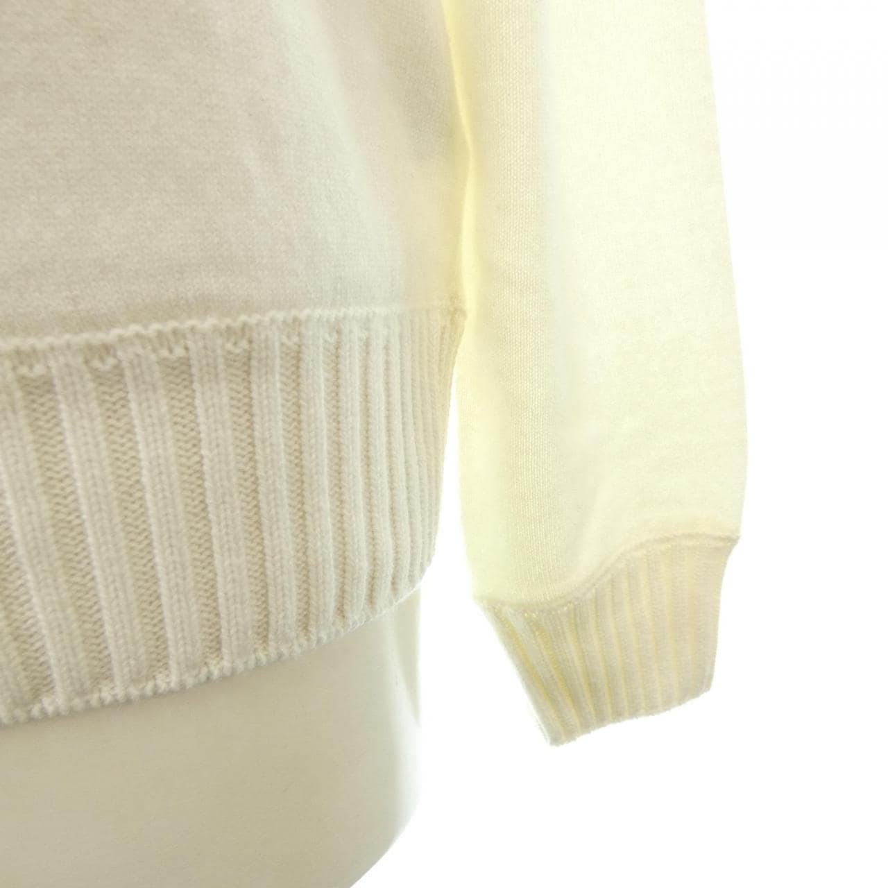 MAGAZZINO RICAMBI ニット