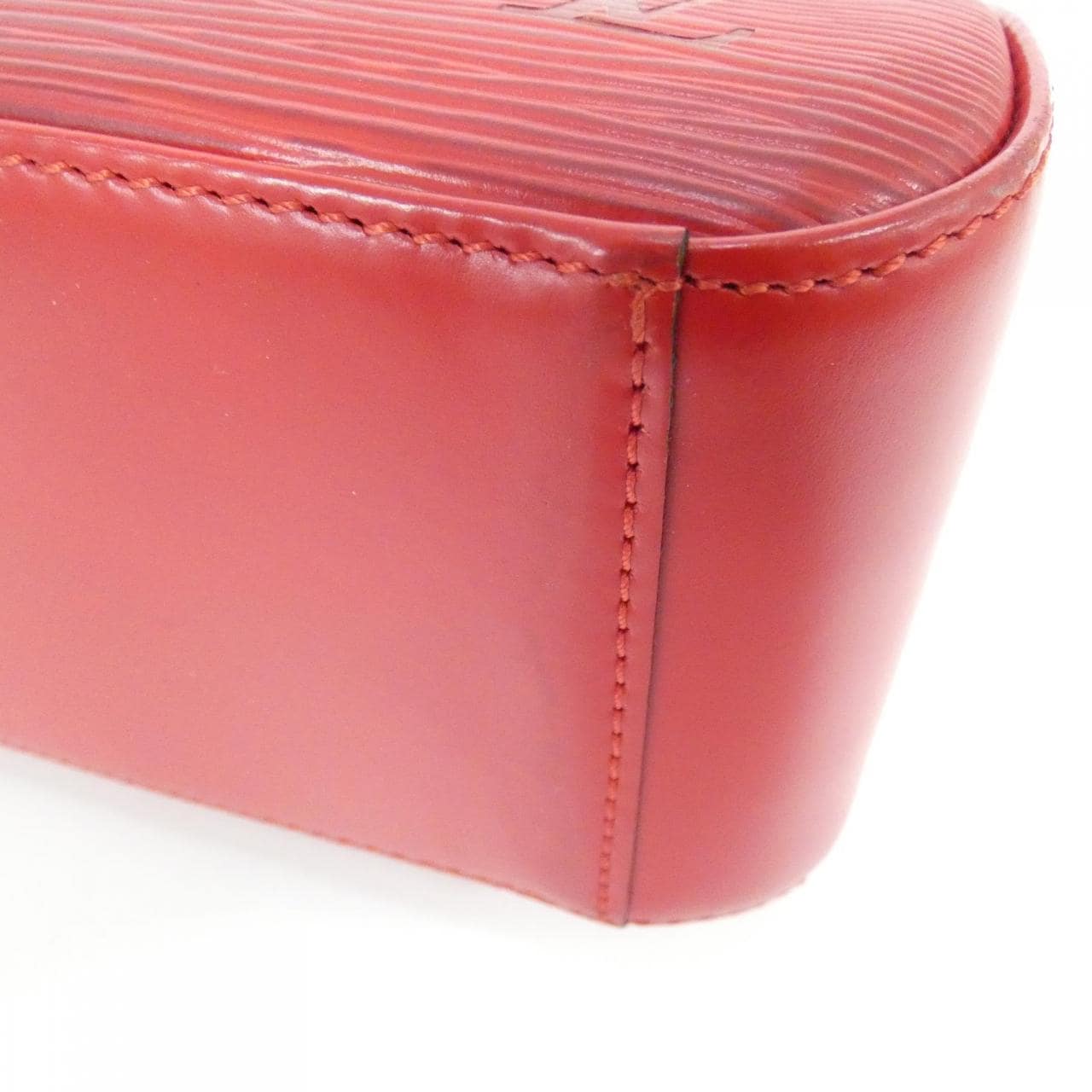 ルイヴィトン エピ ジャスミン M52087 バッグ