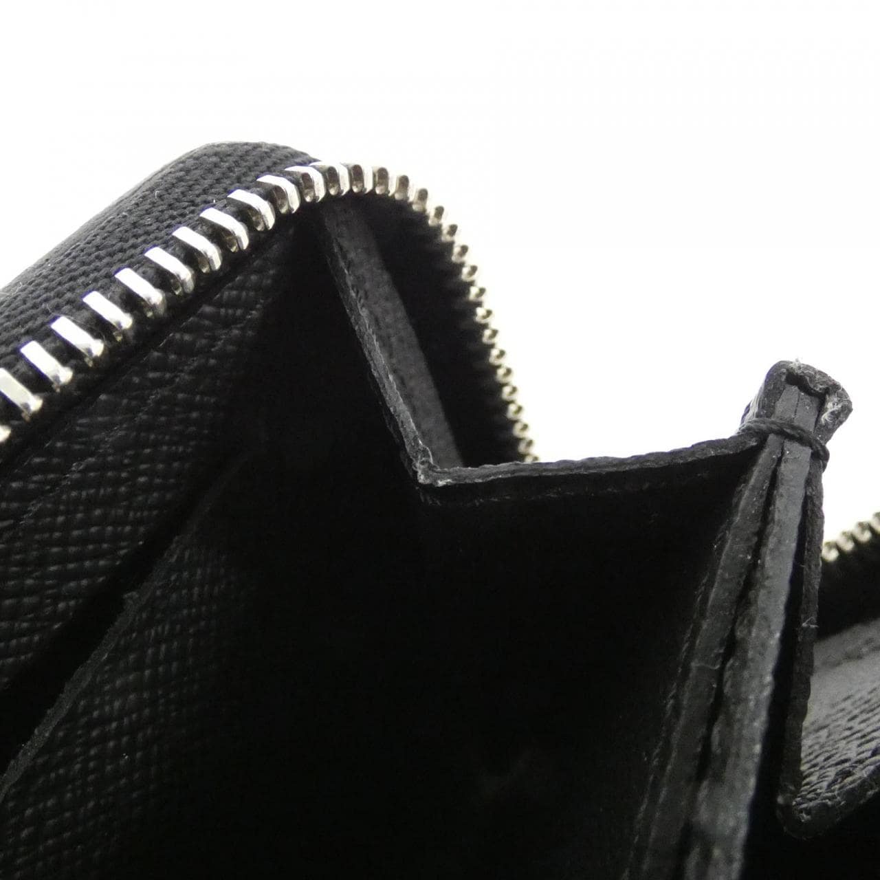 ルイヴィトン タイガ ジッピー コインパース M30511 コインケース