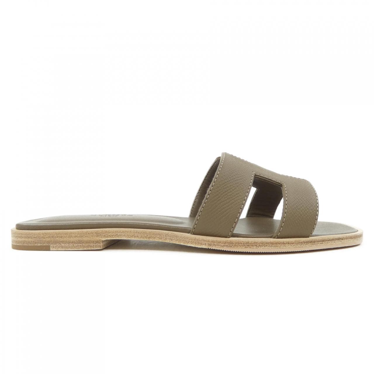 HERMES Oran 202272Z sandals