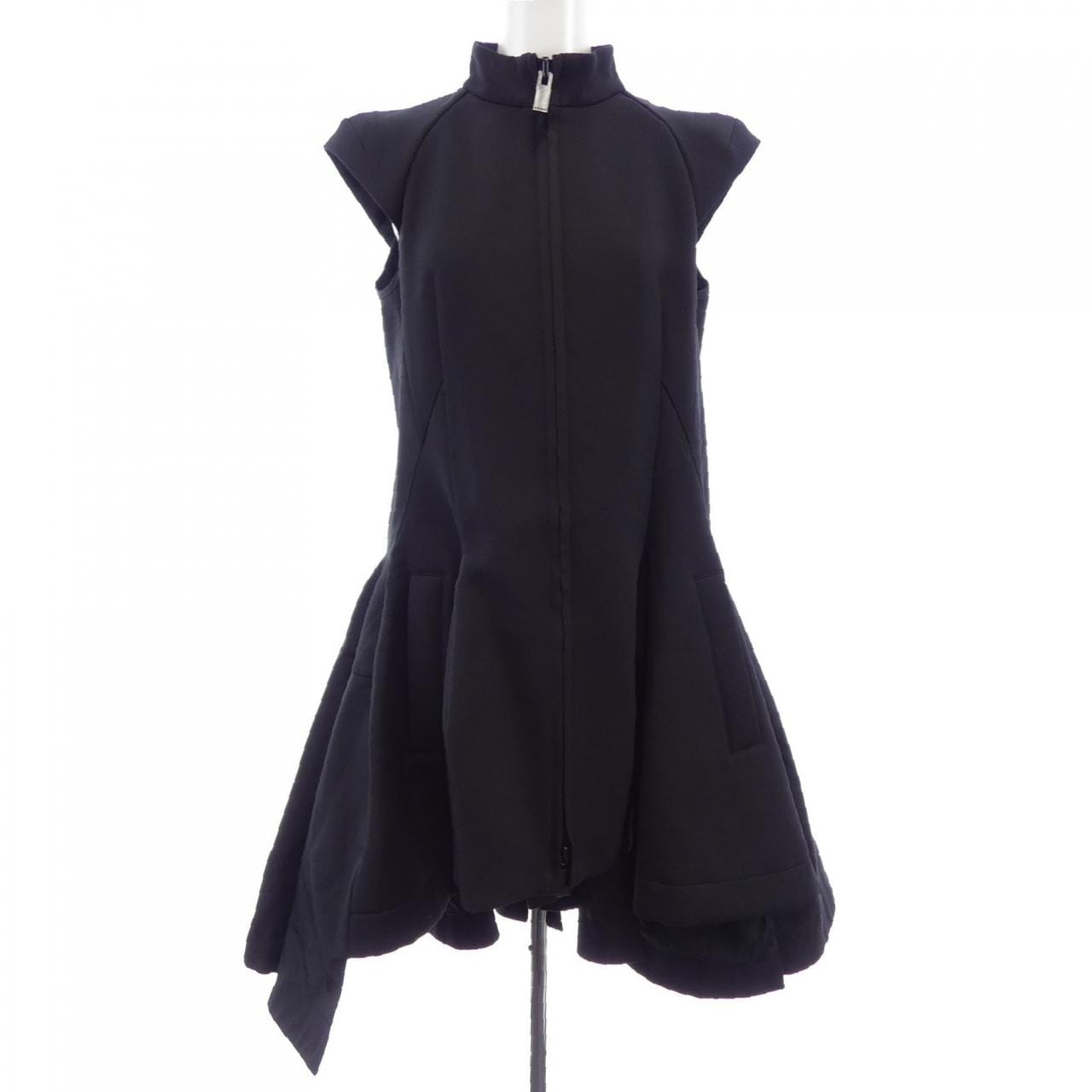 サカイ SACAI 25-07704 ワンピース