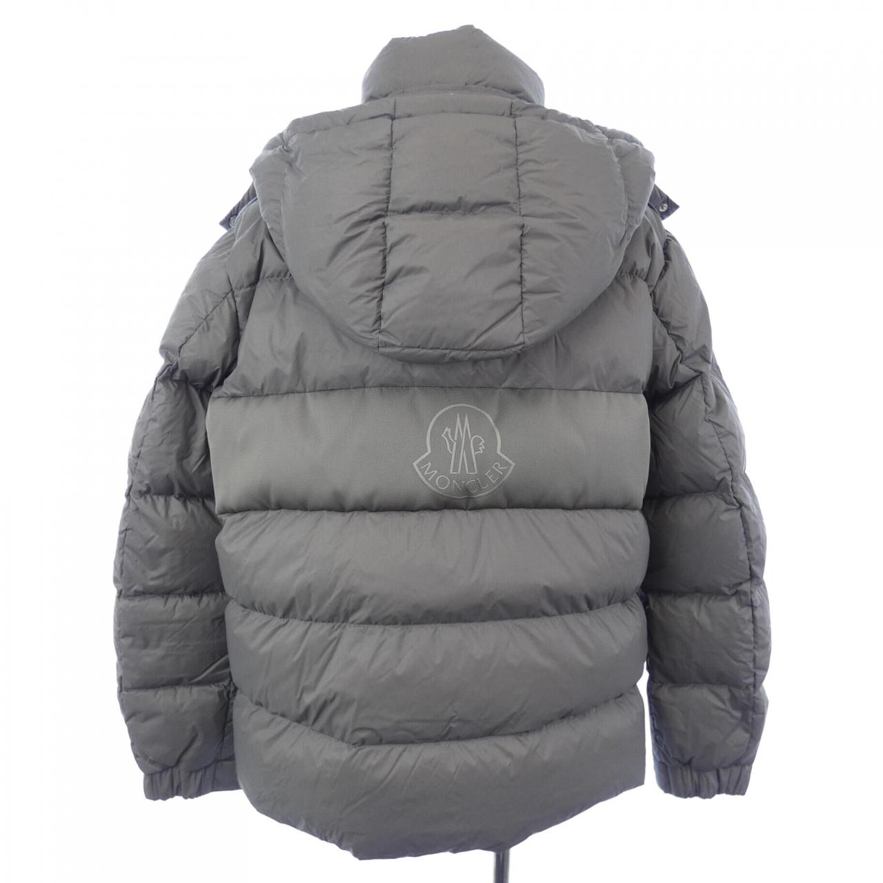 モンクレール MONCLER ダウンジャケット