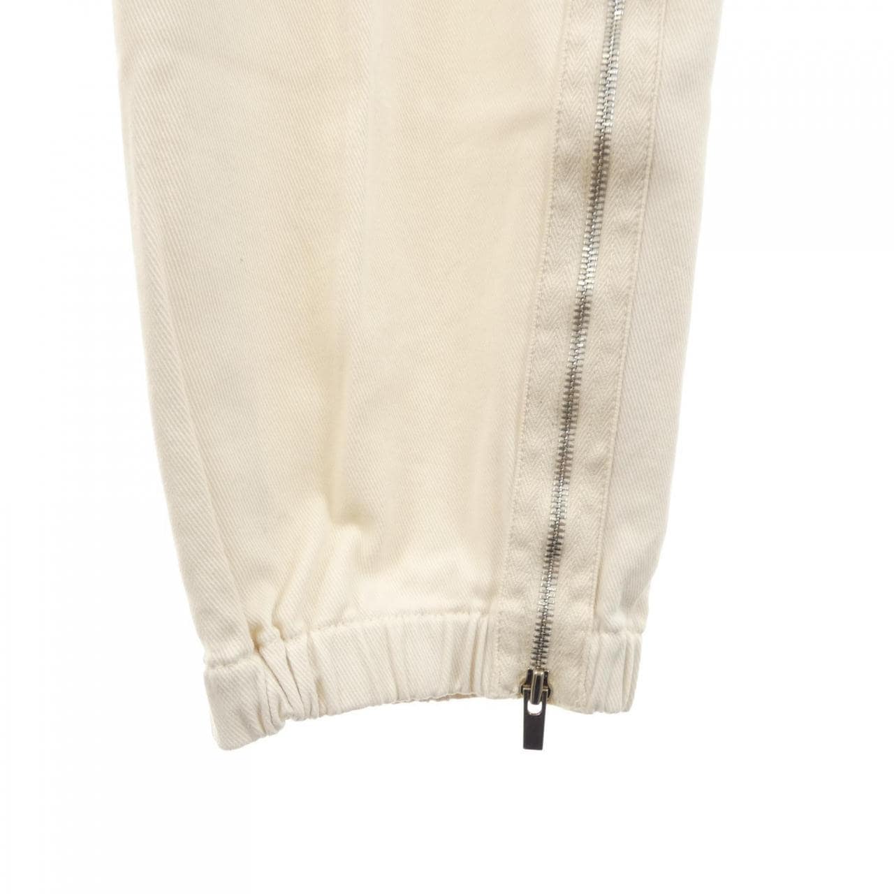 ブルネロクチネリ BRUNELLO CUCINELLI パンツ