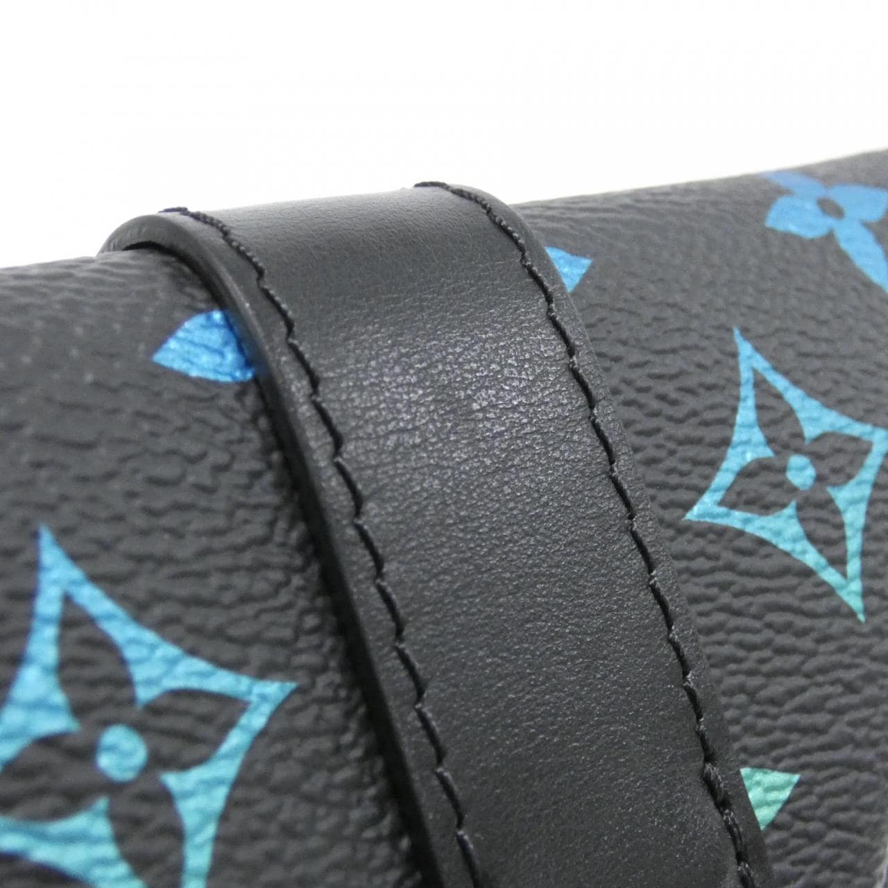 ルイヴィトン モノグラム イリディセント エンベロップ ポーチ M13906 ショルダーバッグ