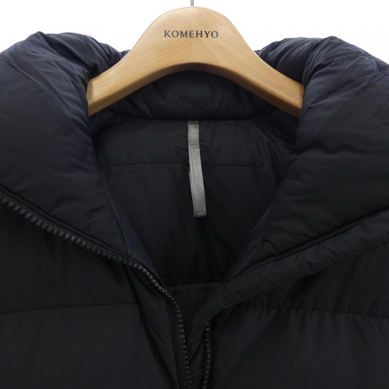 アークテリクスヴェイランス ARC'TERYX VEILANCE CONDUIT DOWN JACKET ダウンジャケット