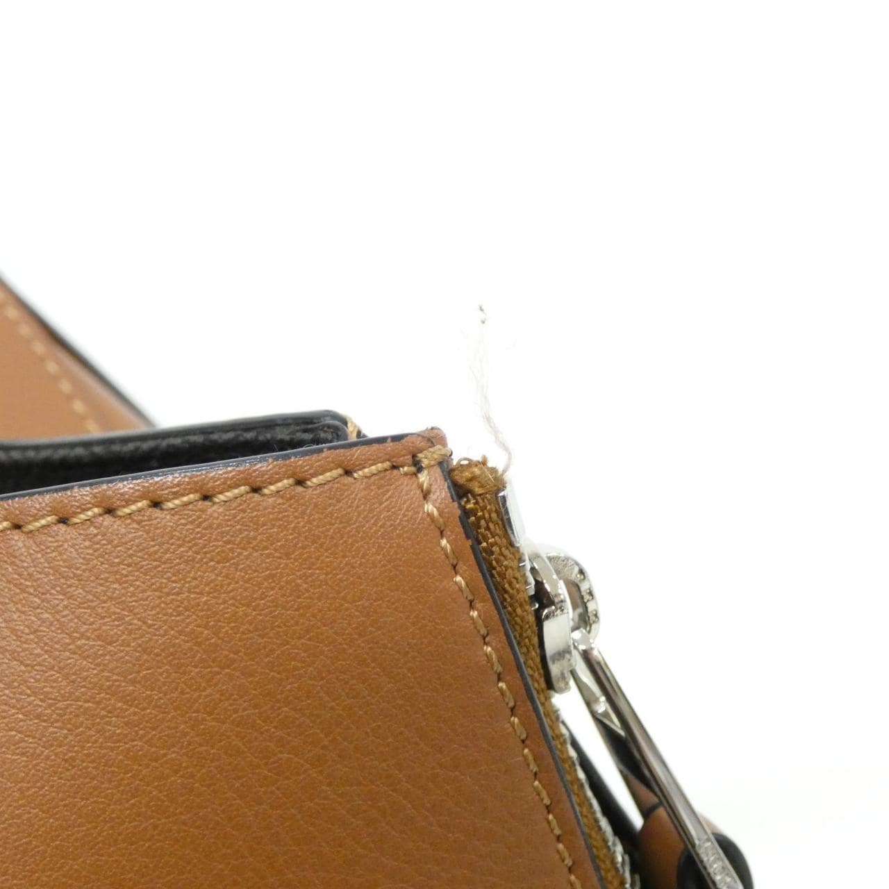 ロエベ ハンモック コンパクト A538H13X10 ショルダーバッグ