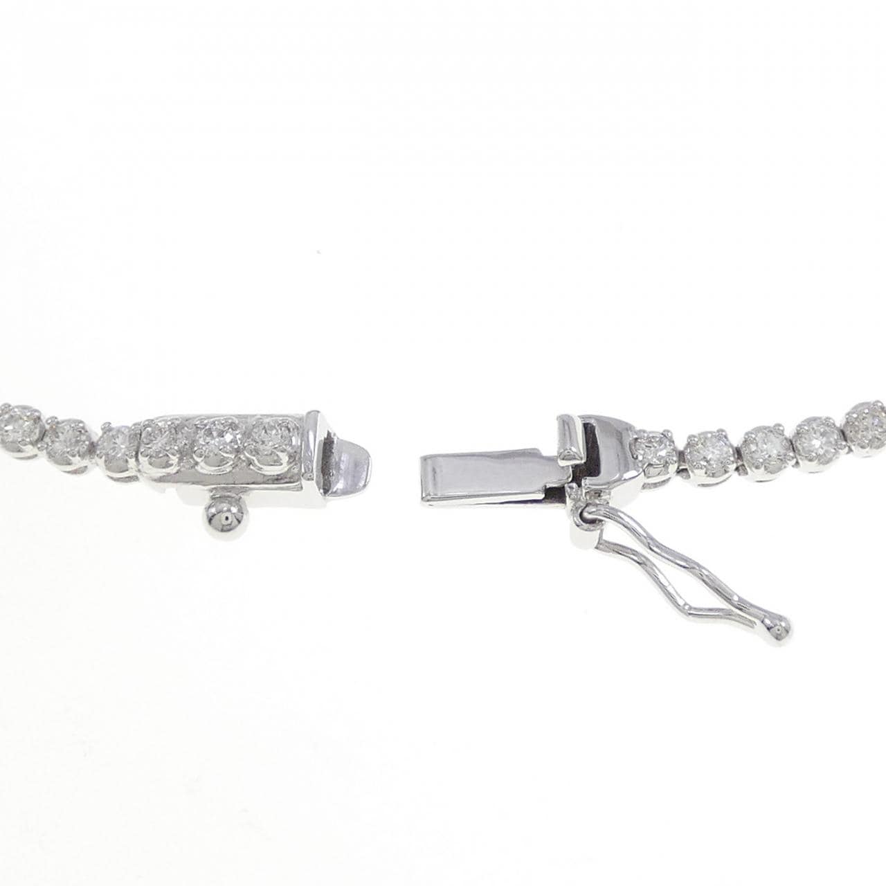 K18WG Diamond bracelet 1.50CT