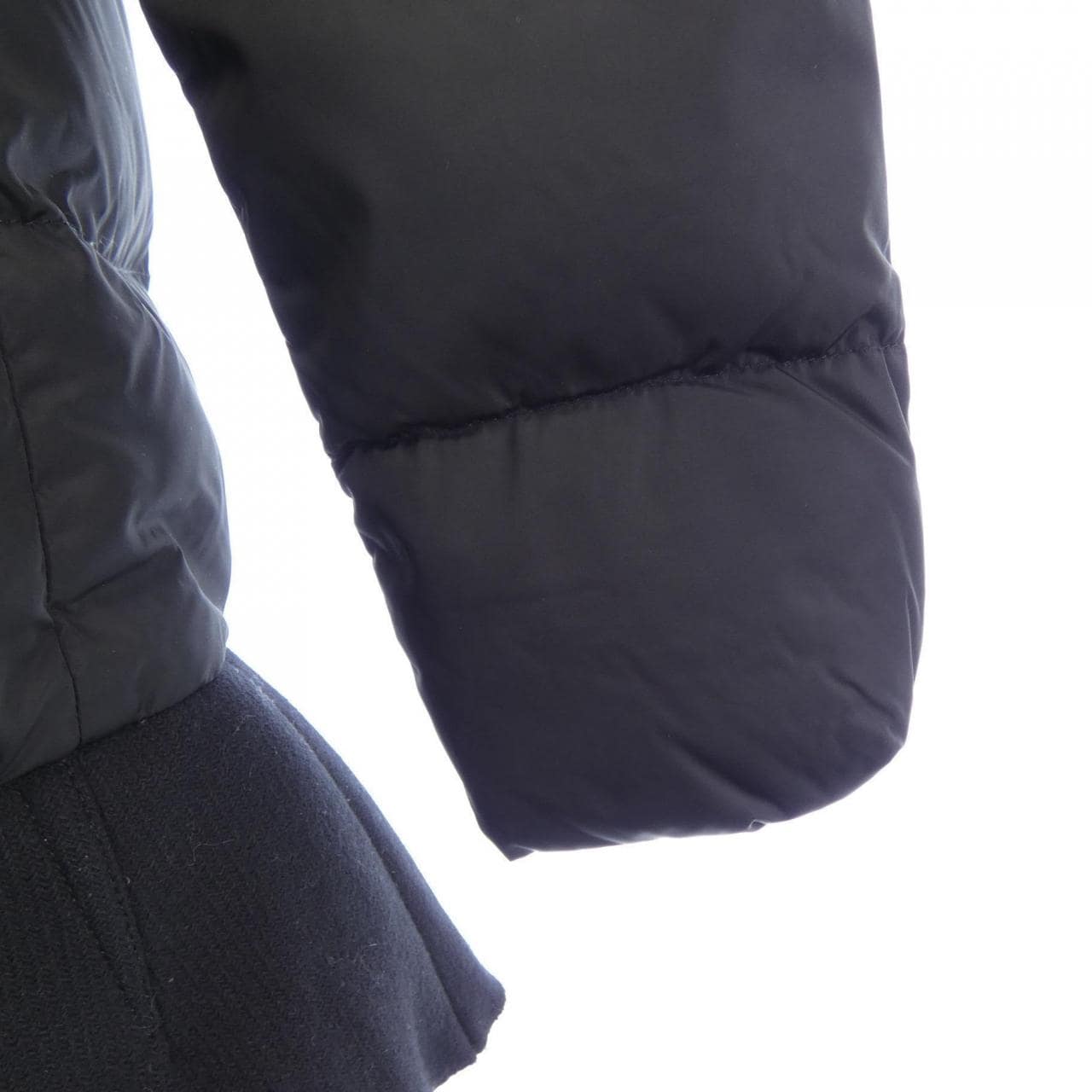 モンクレール MONCLER VIBURNUM ダウンコート