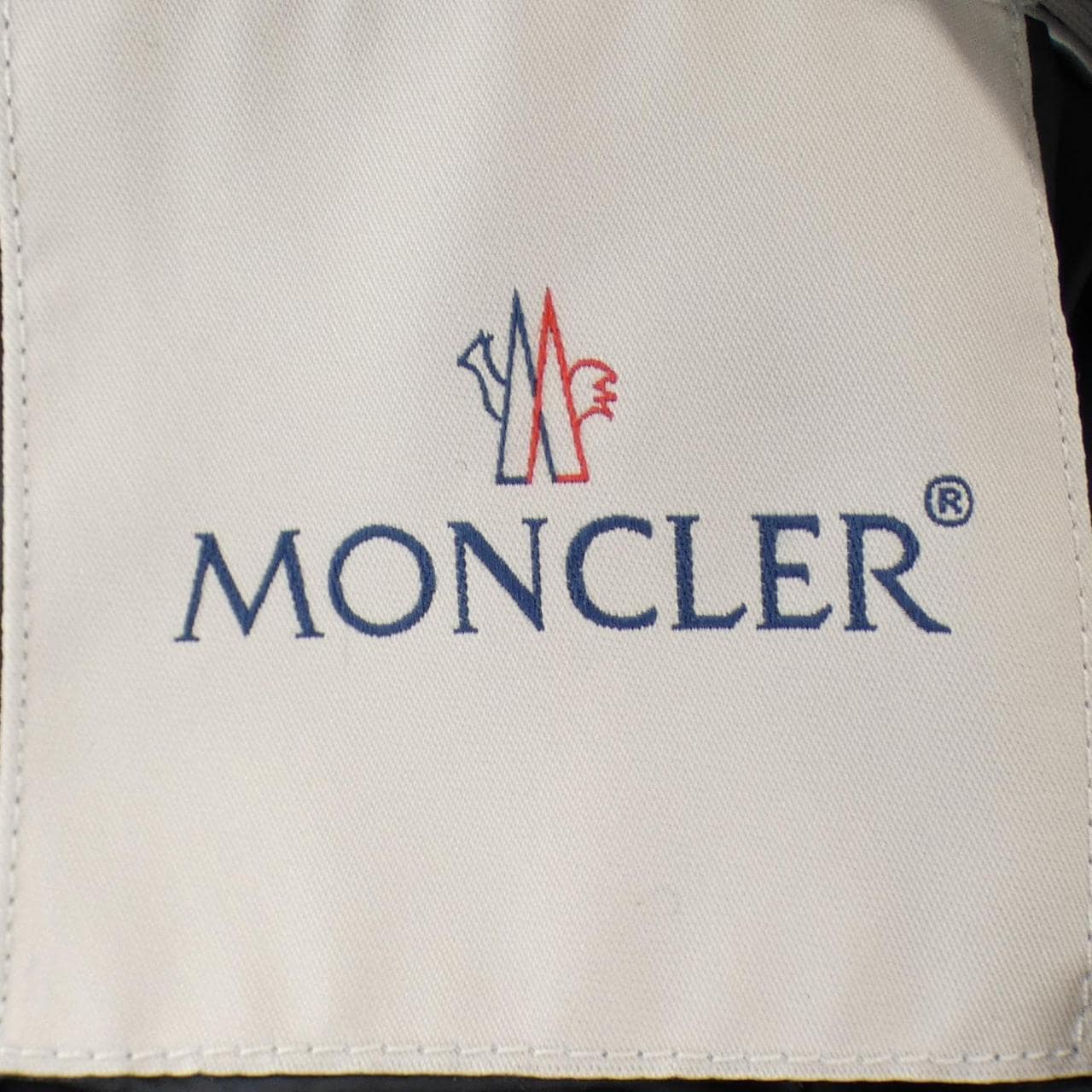 MONCLER蒙克勒·德蒙特羽绒服