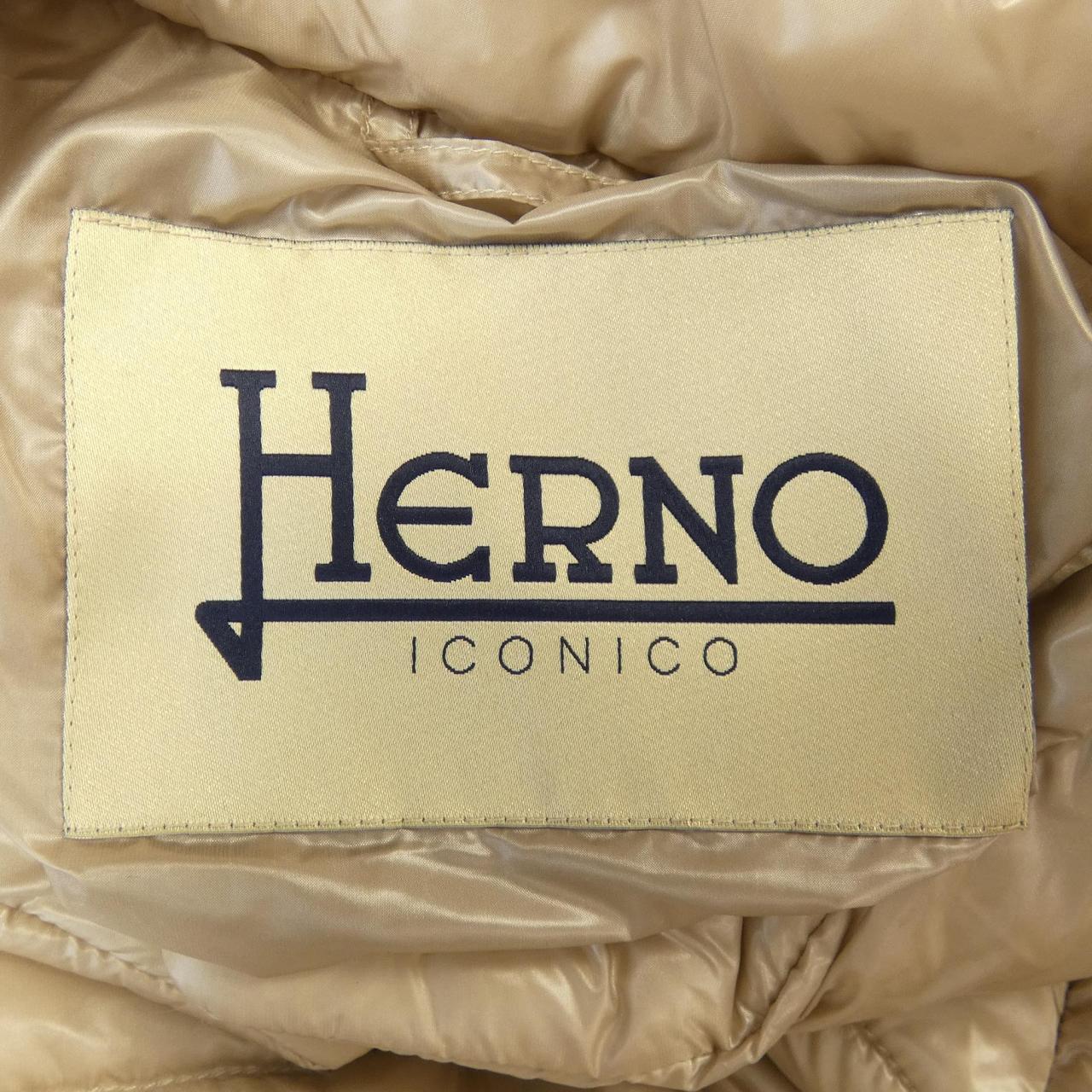 ヘルノ Herno ダウンジャケット