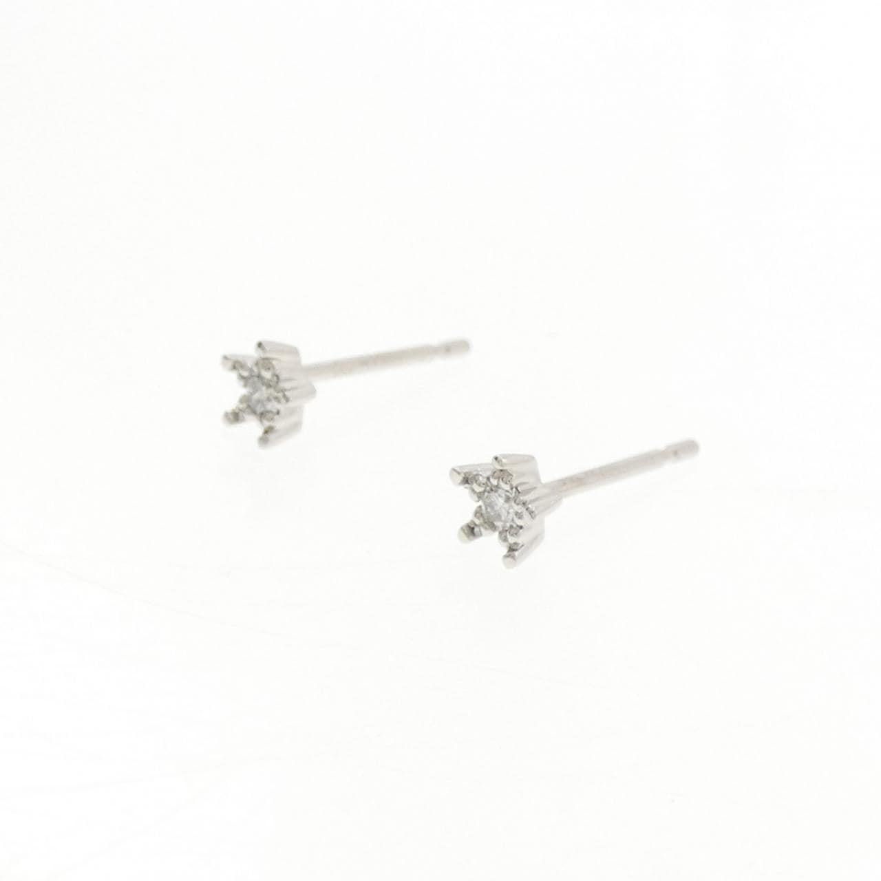 スタージュエリー ダイヤモンド ピアス 0.06CT