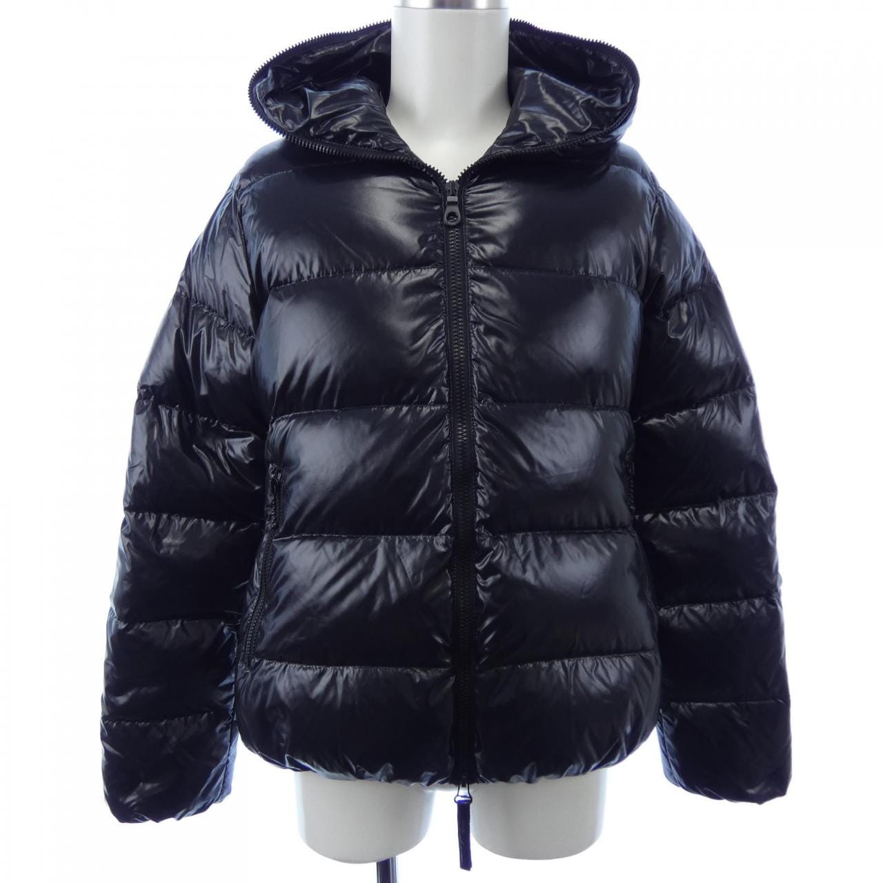 デュベティカ DUVETICA ダウンジャケット