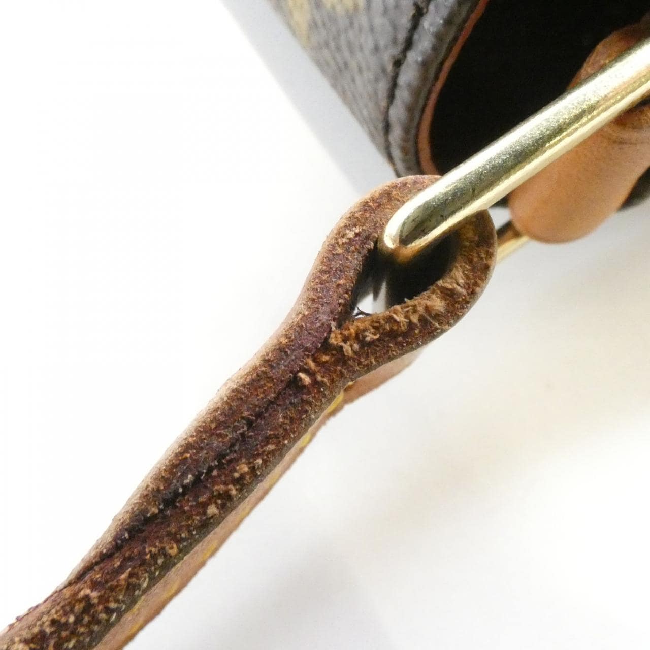 ルイヴィトン モノグラム ミュゼット タンゴ M51257 ショルダーバッグ