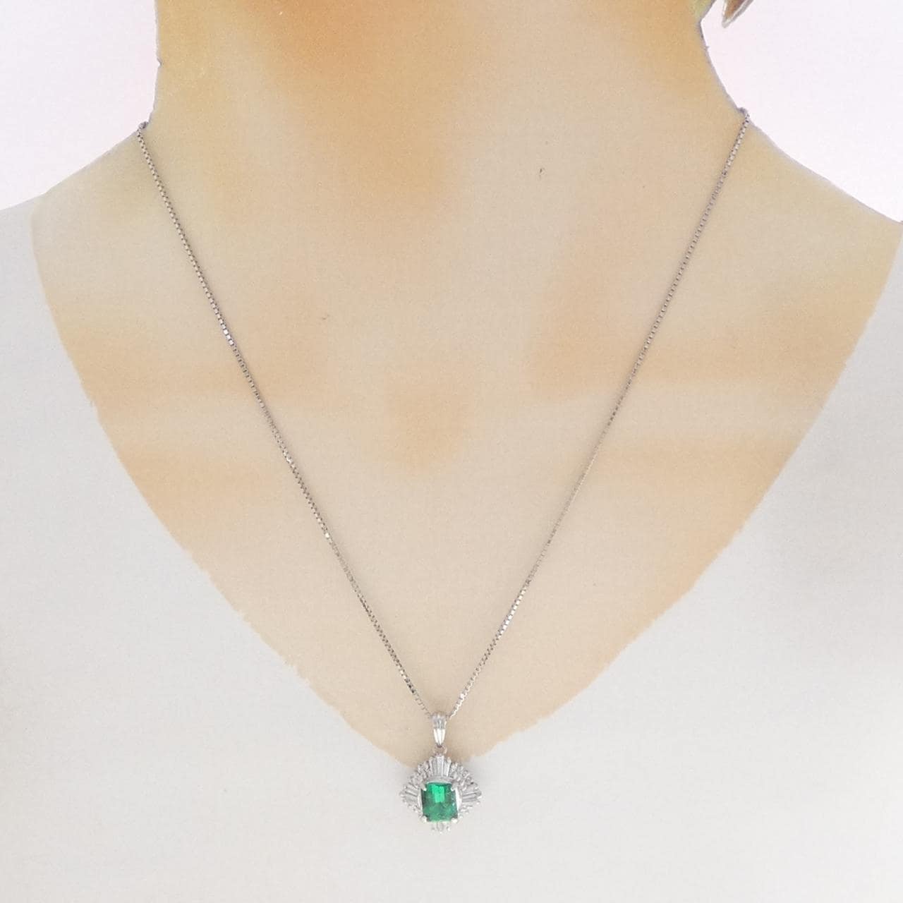 PT900/PT850 エメラルド ネックレス 1.78CT コロンビア産
