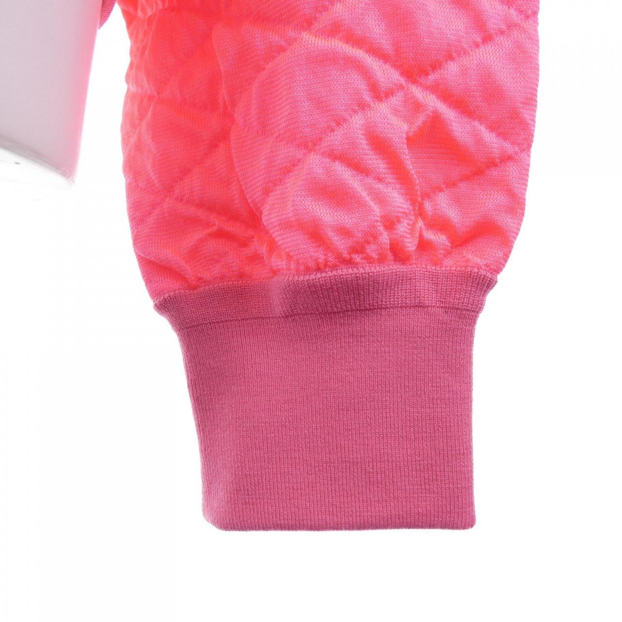 ルイヴィトン LOUIS VUITTON ホットピンクキルテッドプルオーバー FNKL06PT9 トップス