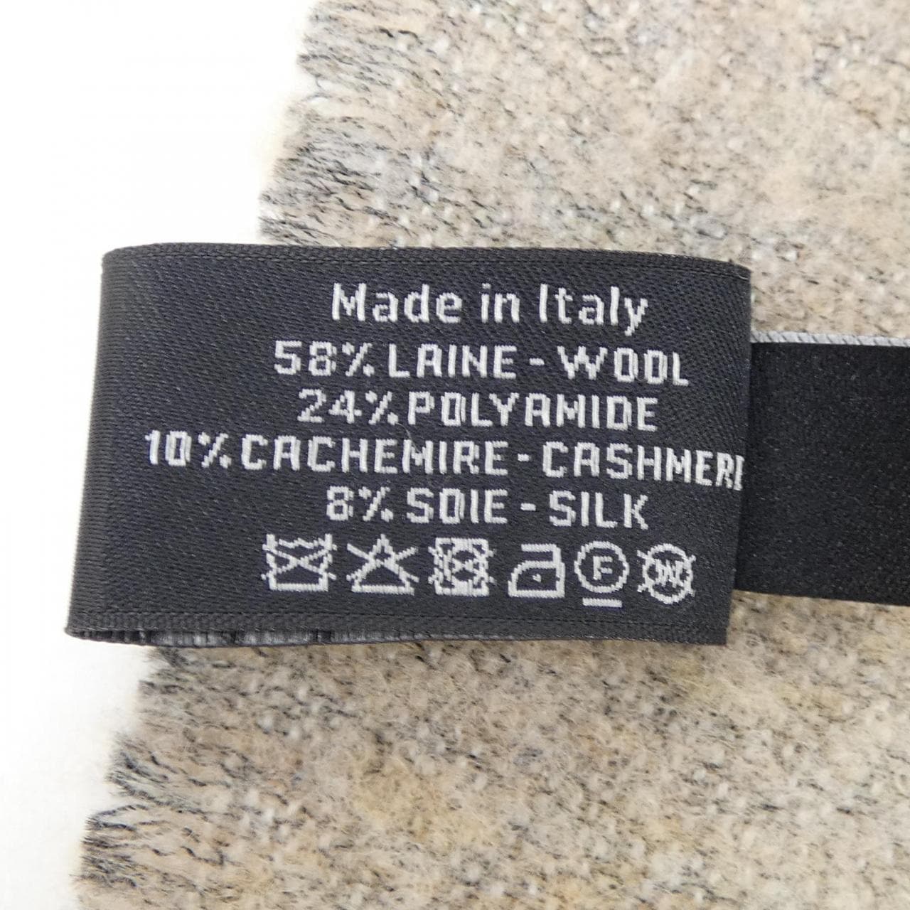 CHANEL STOLE
