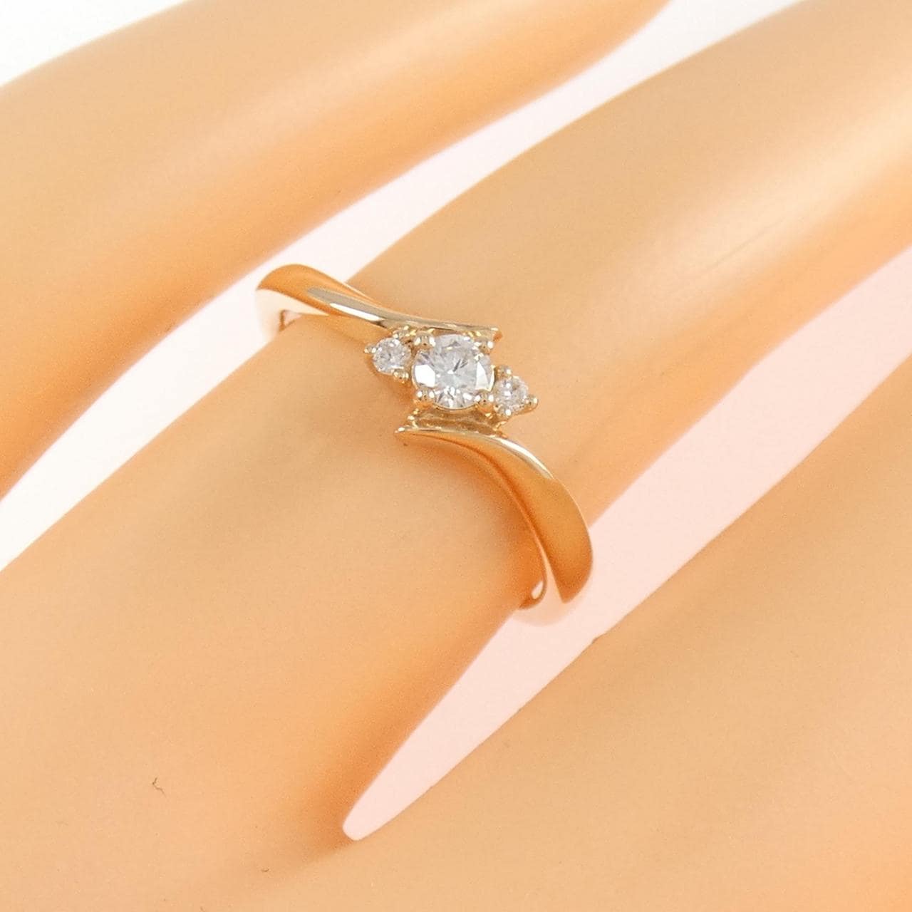 4゜C ダイヤモンド リング