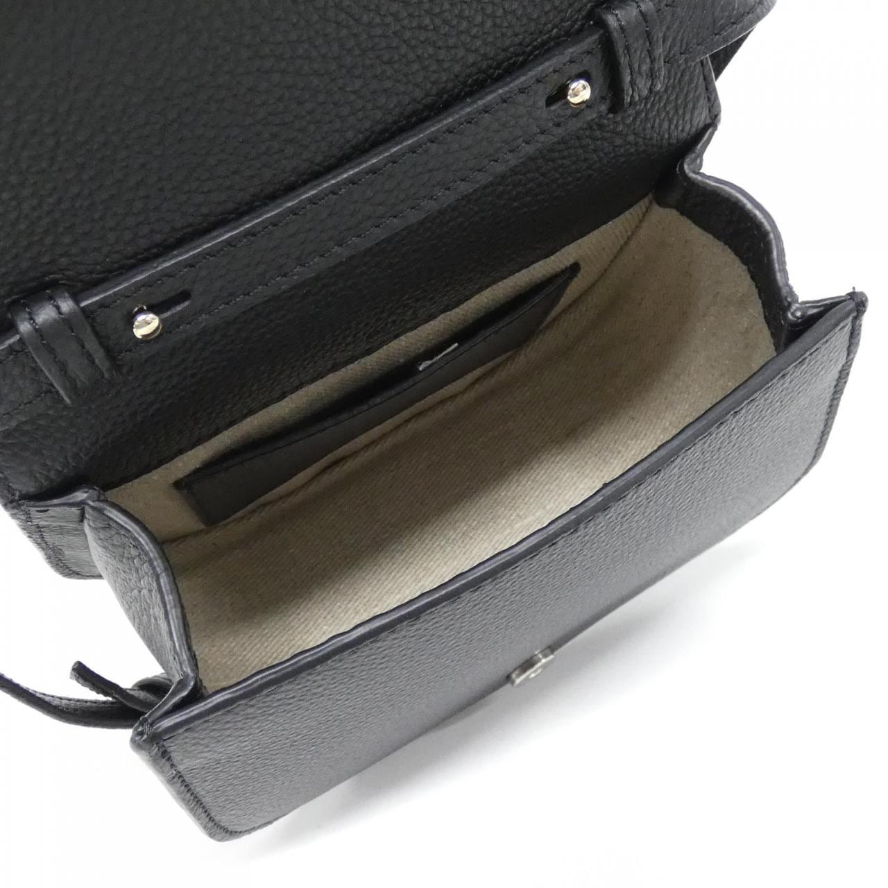 クロエ アルファベット CHC22AP757 F57 ショルダーバッグ