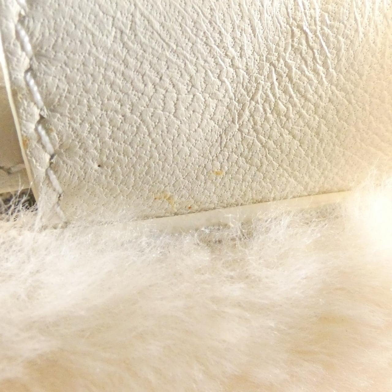 フェンディ マイクロ ピーカブー 8M0355 5AY バッグ