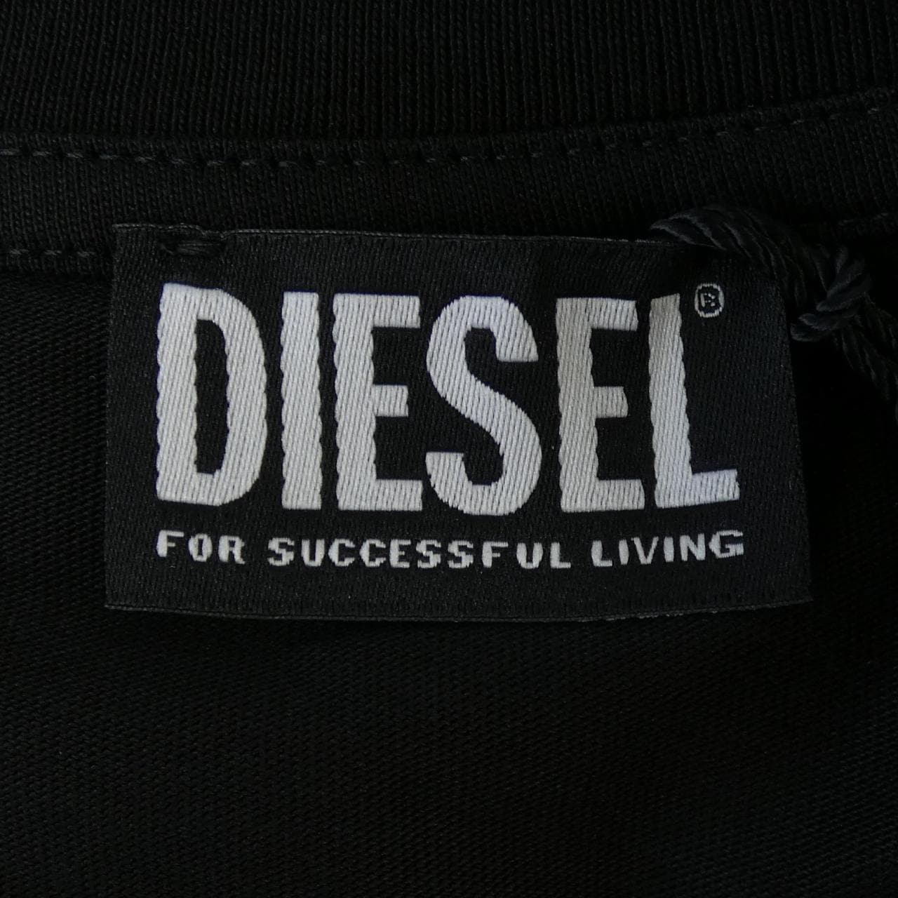 ディーゼル DIESEL A16861 RPAT1 900 Tシャツ