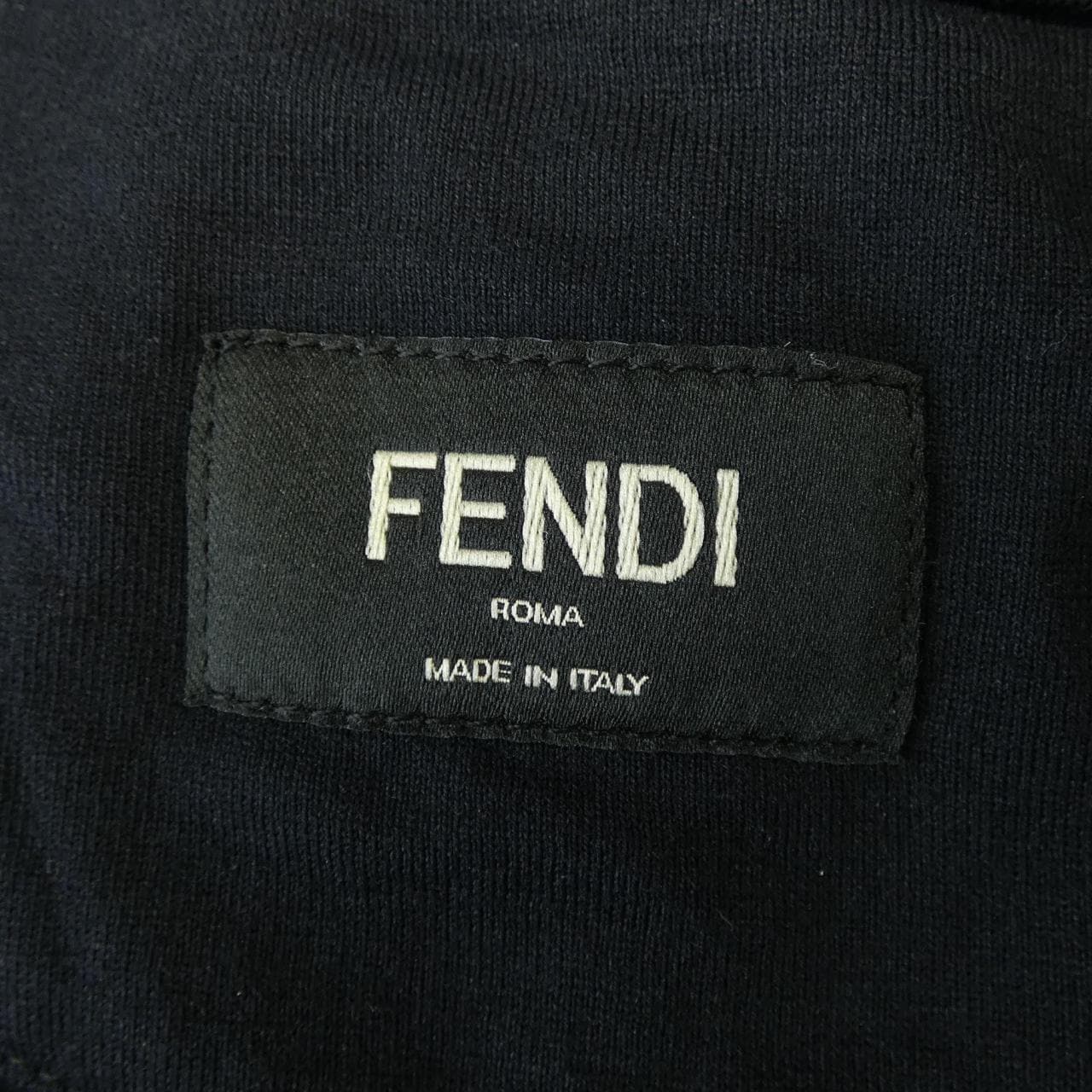 フェンディ FENDI FY0895 A28M Tシャツ