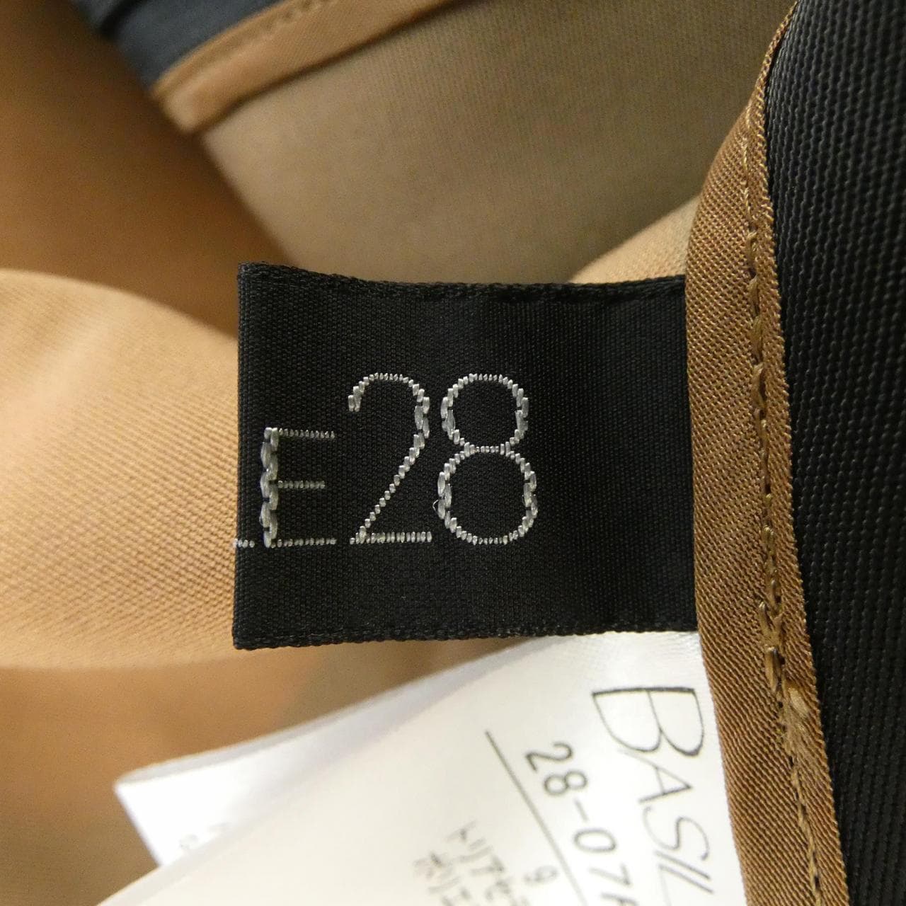 バジーレ28 BASILE 28 スカート