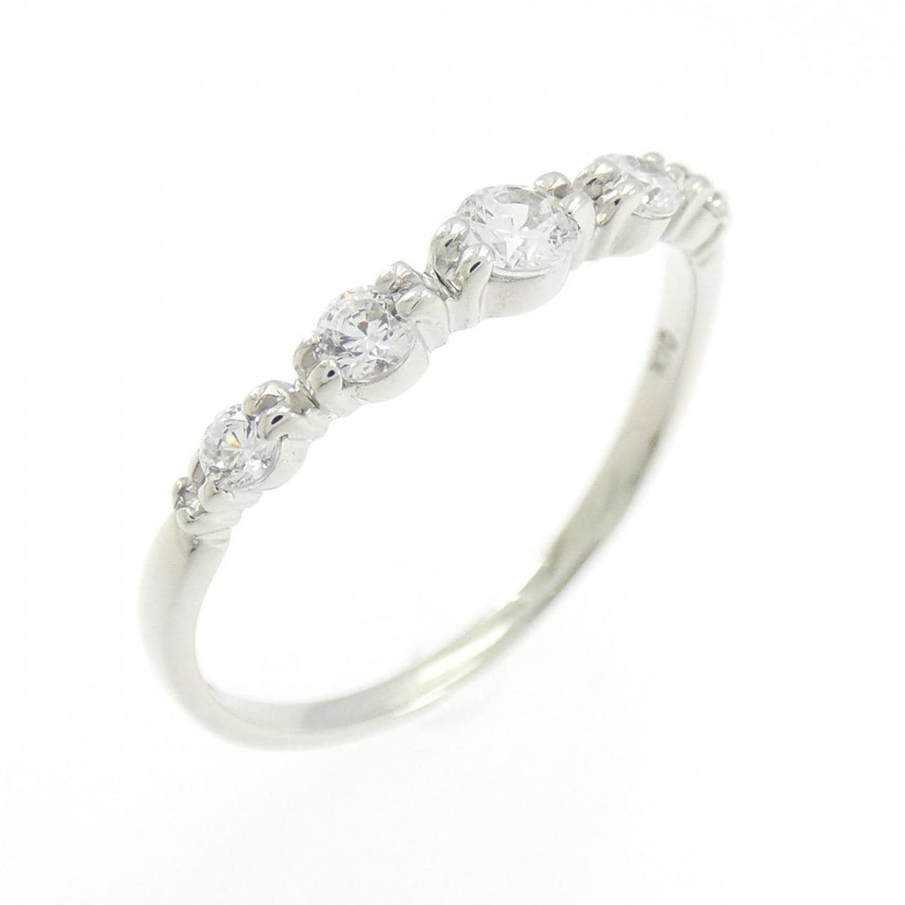 ヴァンドーム キュービック リング