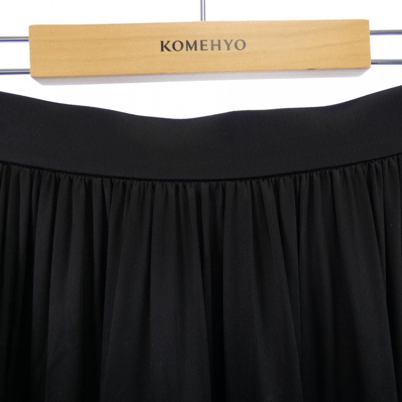 ルイヴィトン LOUIS VUITTON FJJU85SZG スカート