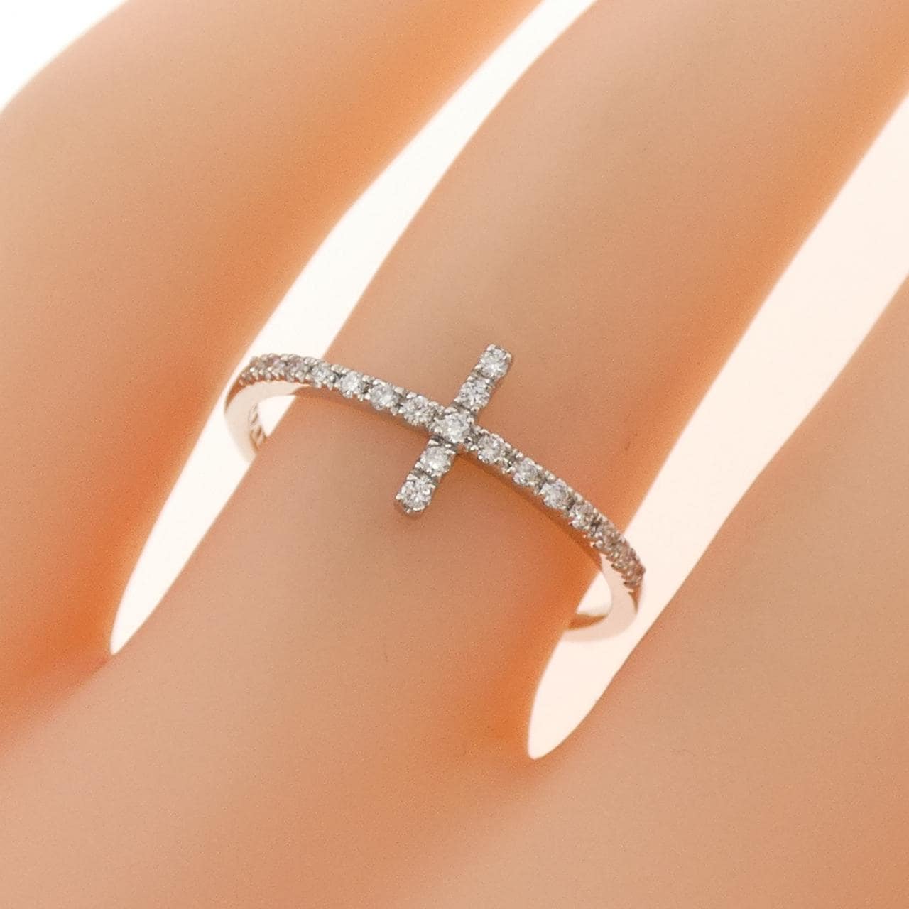 エテ ダイヤモンド リング 0.07CT