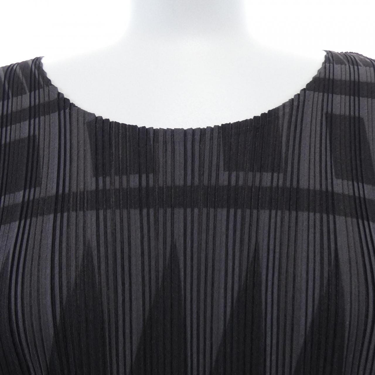 プリーツプリーズ PLEATS PLEASE 2015 ジオメトリック PP51-FK341 7569115 トップス