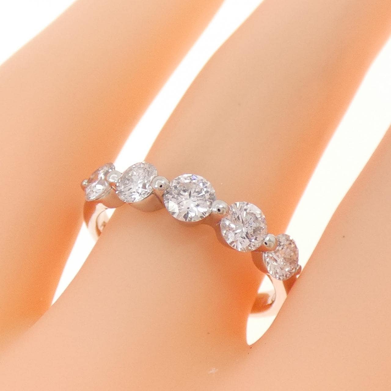 PT900 Diamond Ring 1.00CT