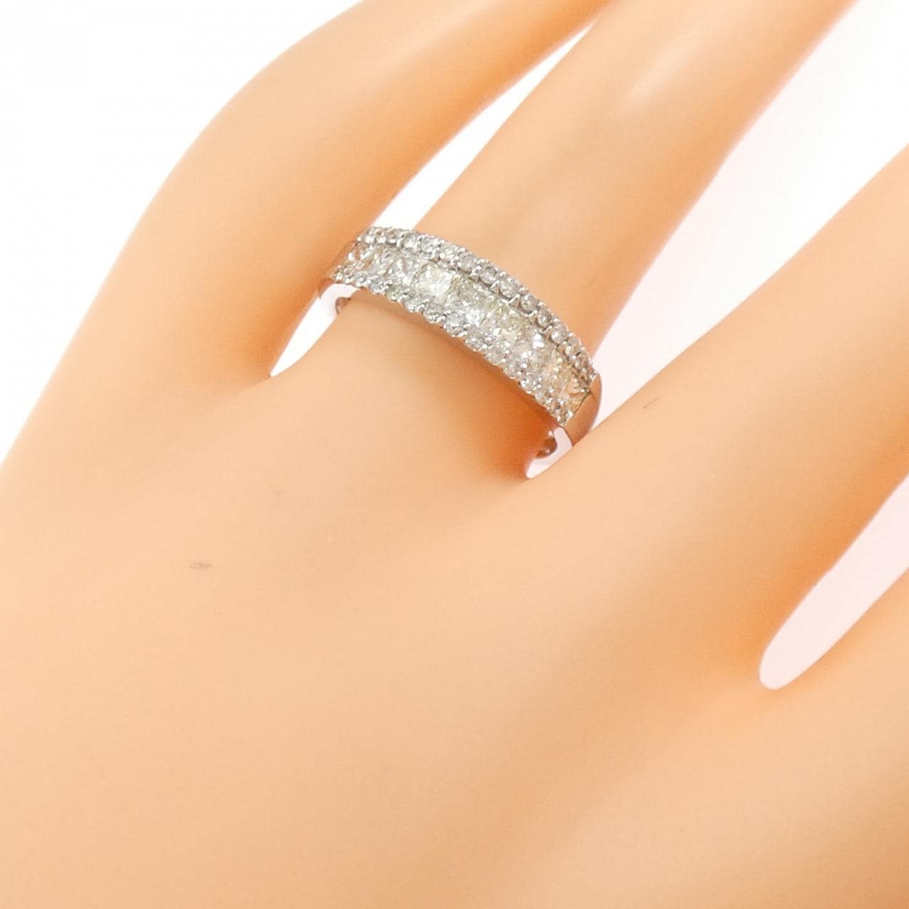 PT900 Diamond Ring 1.00CT