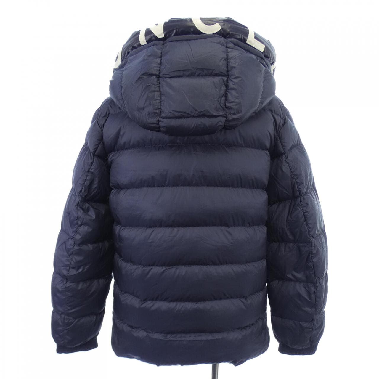モンクレール MONCLER ダウンジャケット