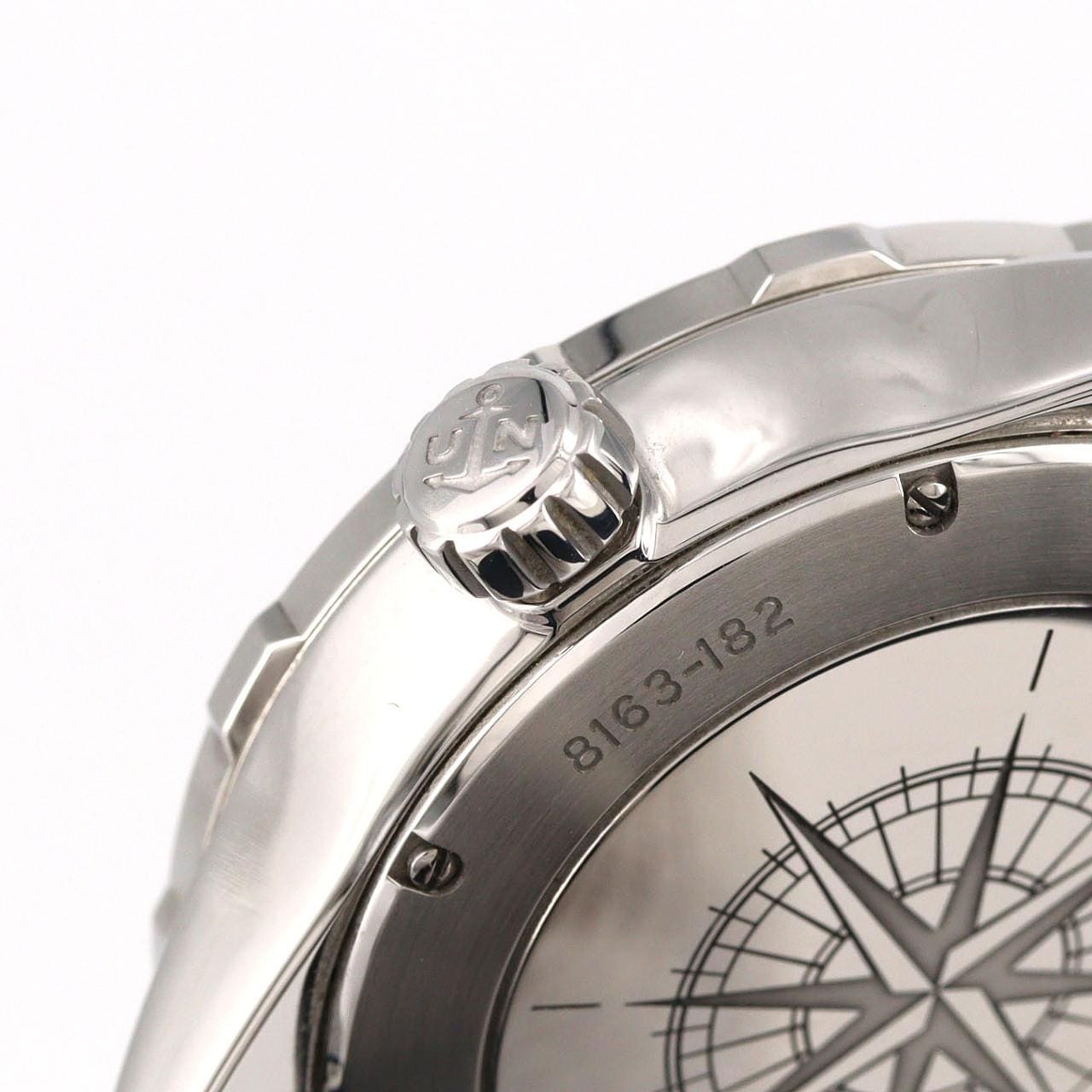 ユリス･ナルダン ダイバースターリーナイト 8163-182B1-3A/1A SS 自動巻