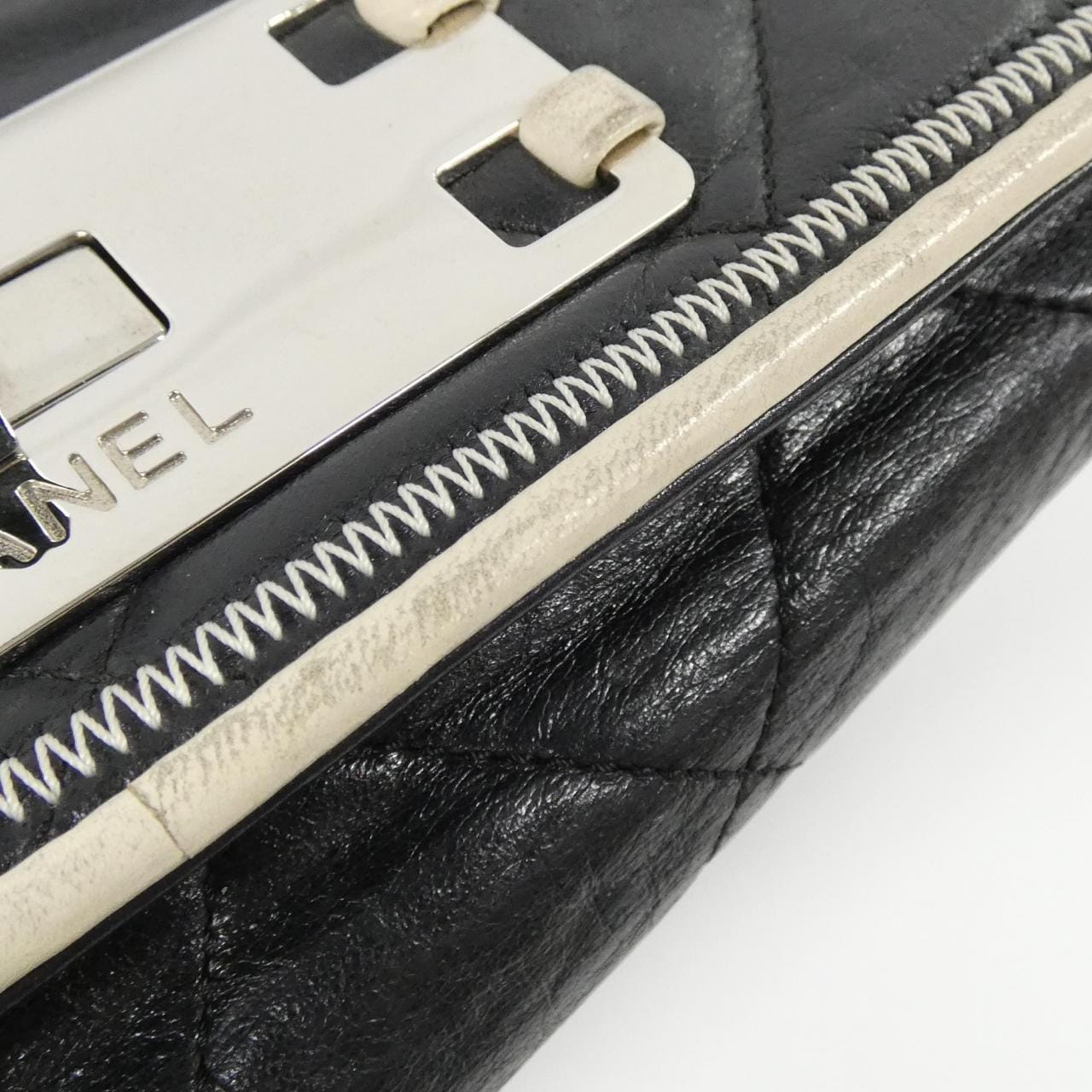 【ヴィンテージ】シャネル 37694 ショルダーバッグ