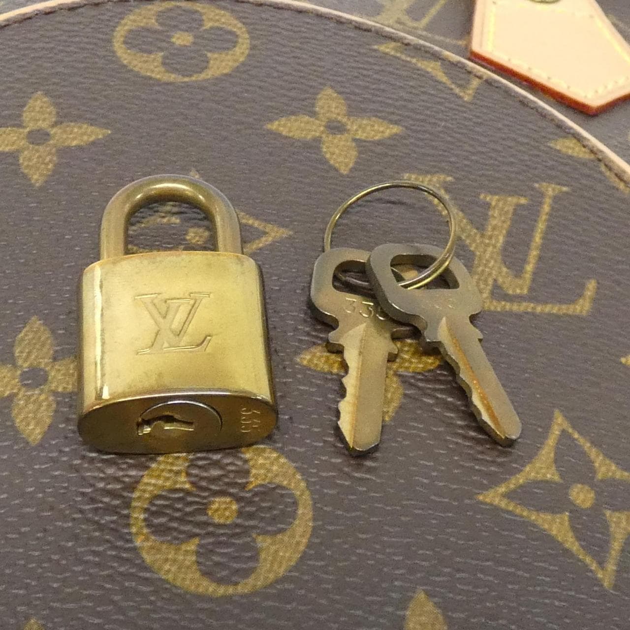 ルイヴィトン モノグラム エリプス PM M51127 バッグ