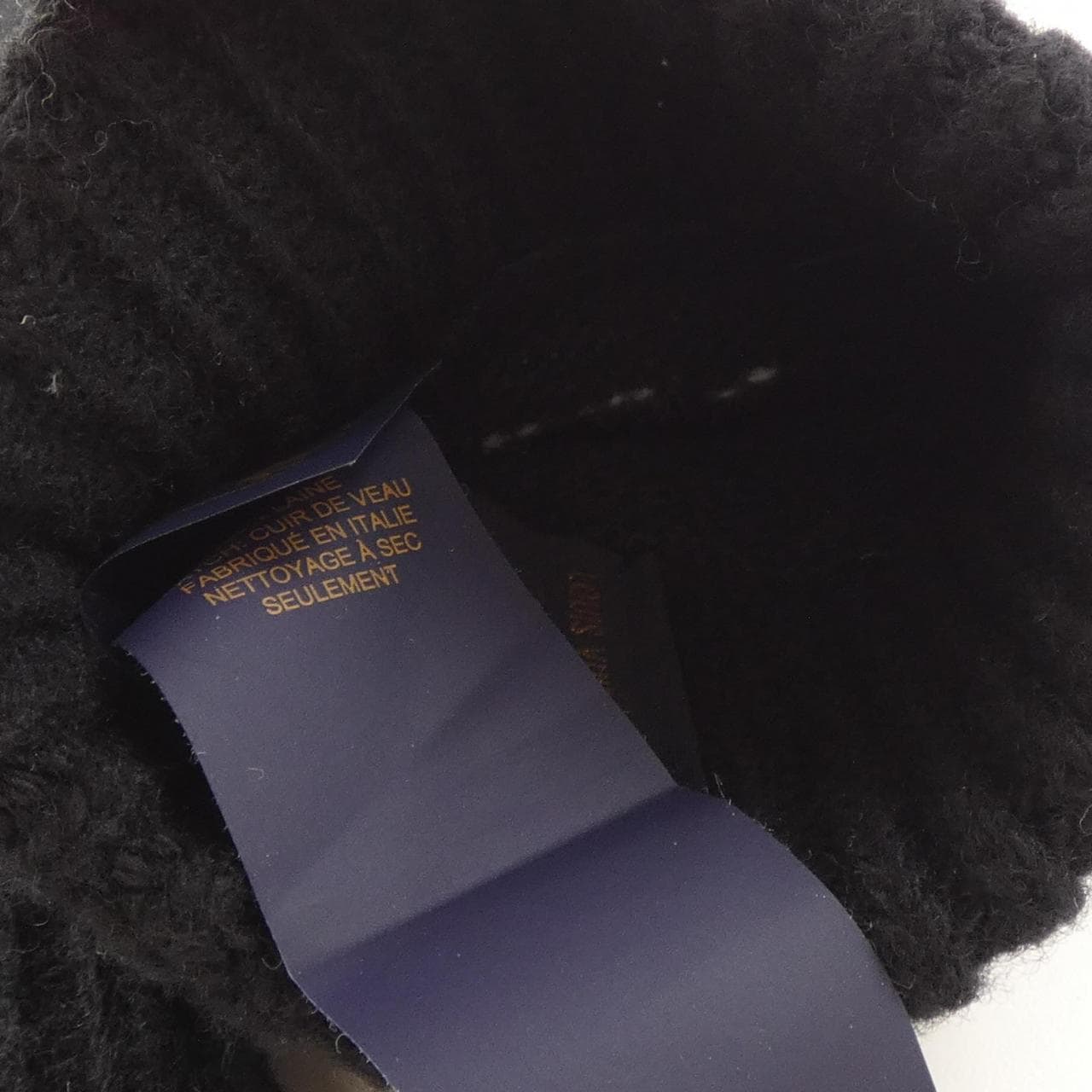 ルイヴィトン LOUIS VUITTON マイコLVメダリオン M79307 GLOVE
