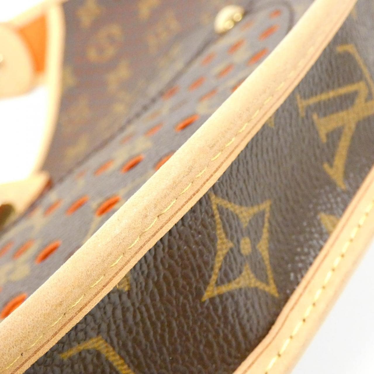 LOUIS VUITTON Monogram Perfot Demi Lune M95178 单肩包