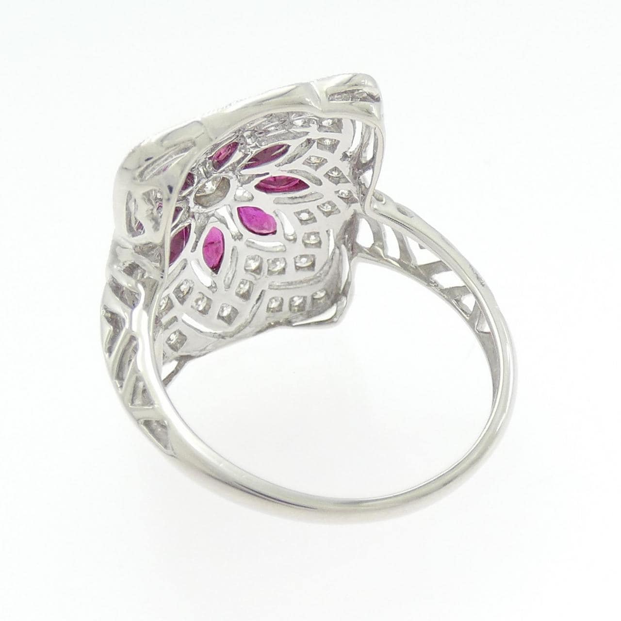 PT900 フラワー ルビー リング 0.67CT