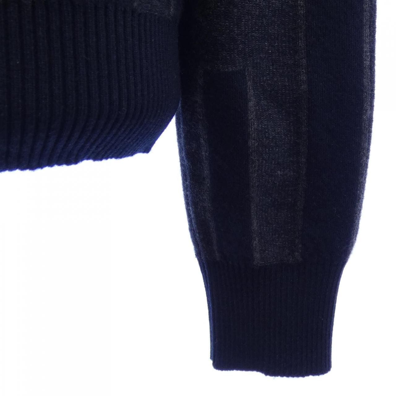 エルメス HERMES *02-5714. カーディガン