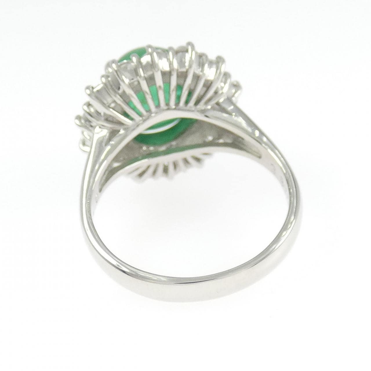PT900 エメラルド リング 3.87CT