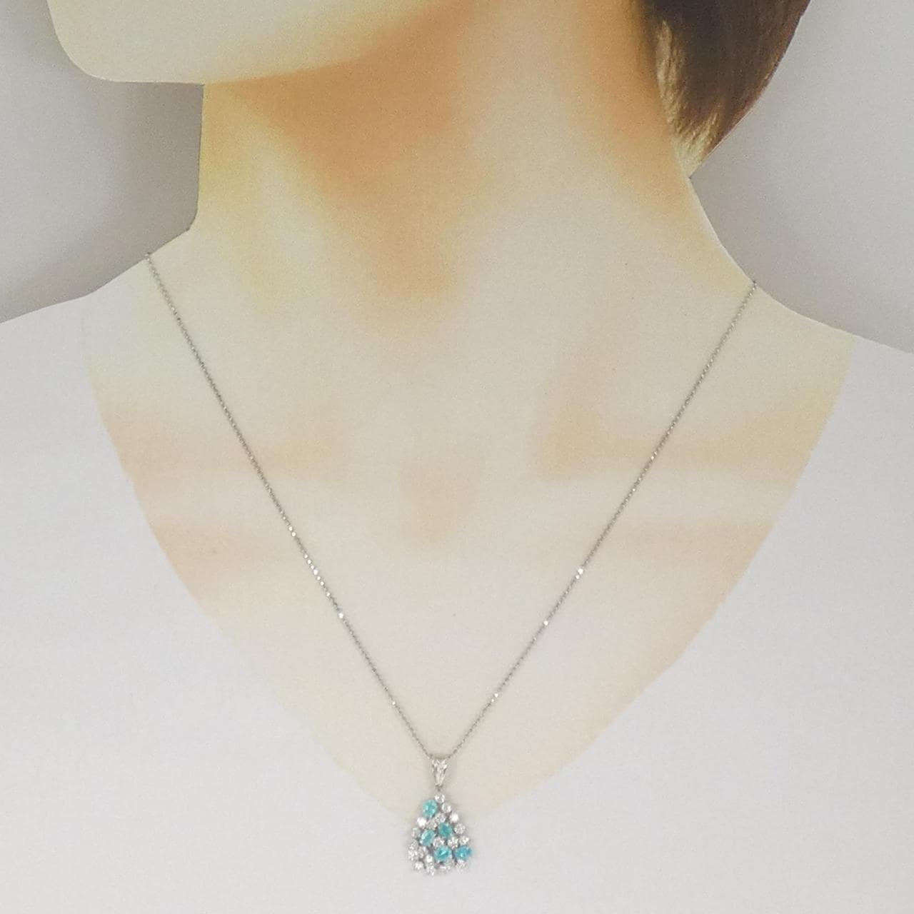 PT900/K18WG 帕拉伊巴碧碧玺项链 0.55克拉