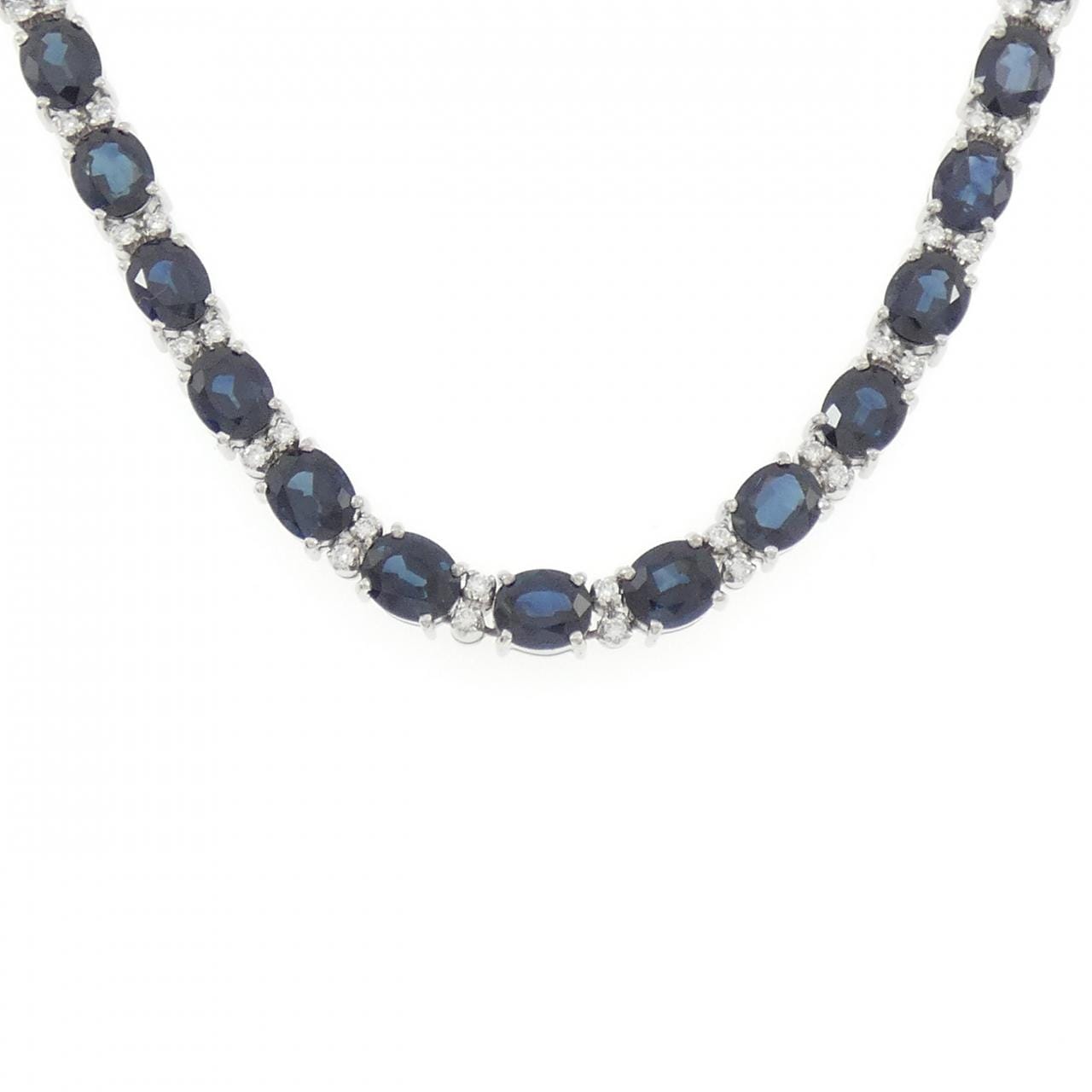 750WG サファイヤ ネックレス 51.6CT