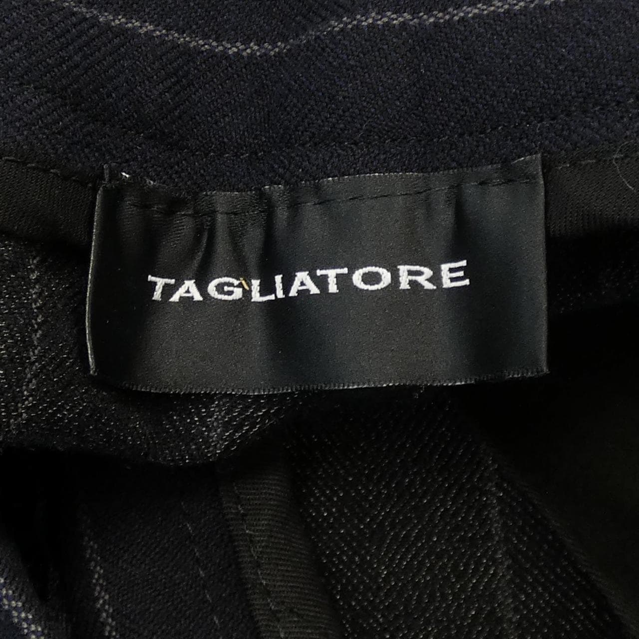 TAGLIATORE Pants
