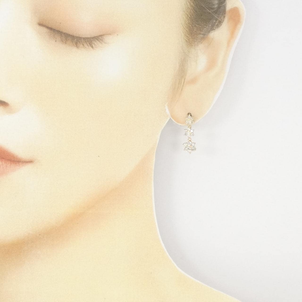 K18YG フラワー ダイヤモンド ピアス 1.0CT
