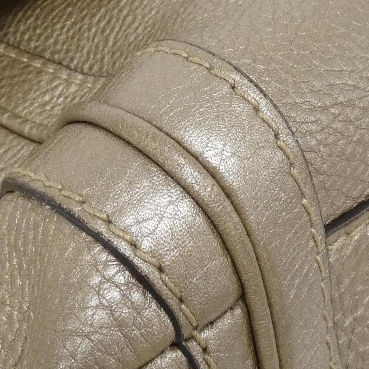 グッチ 282301 AH90G ショルダーバッグ