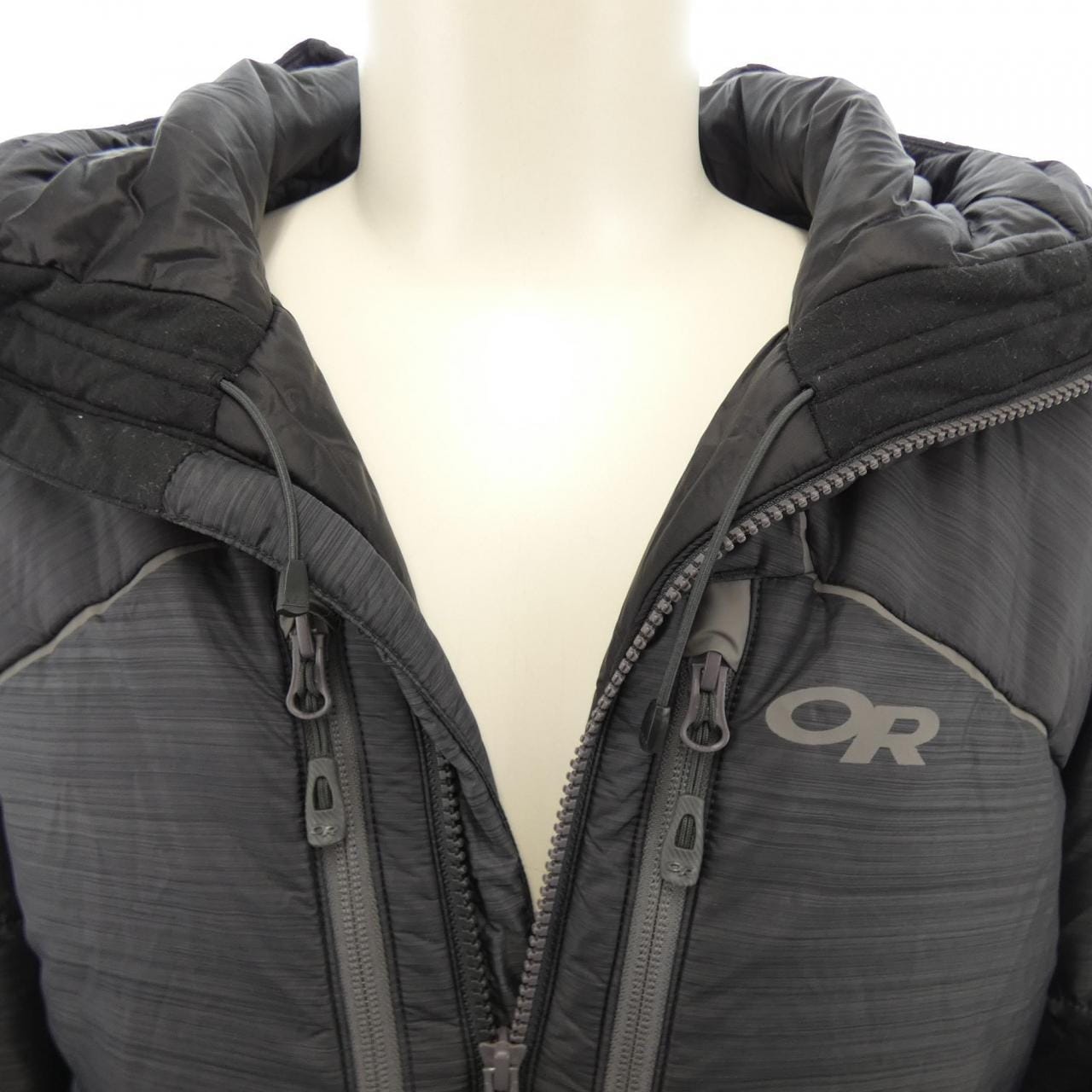 OUTDOORRESEACH JACKET