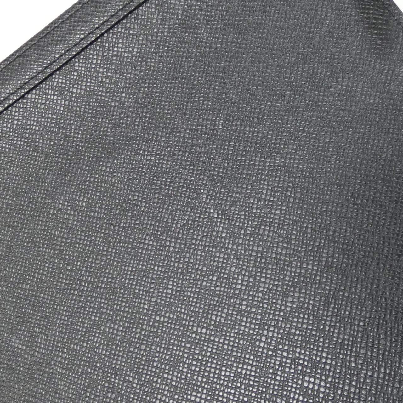 ルイヴィトン タイガ ポシェット ヴォワヤージュ M30450 バッグ